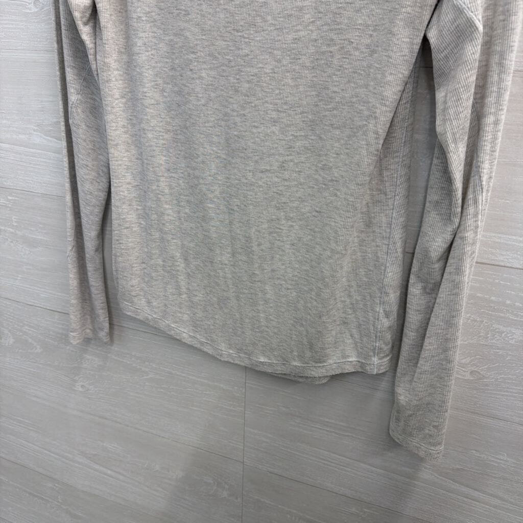 Lululemon Grey Ribbed Long Sleeve Top Medium