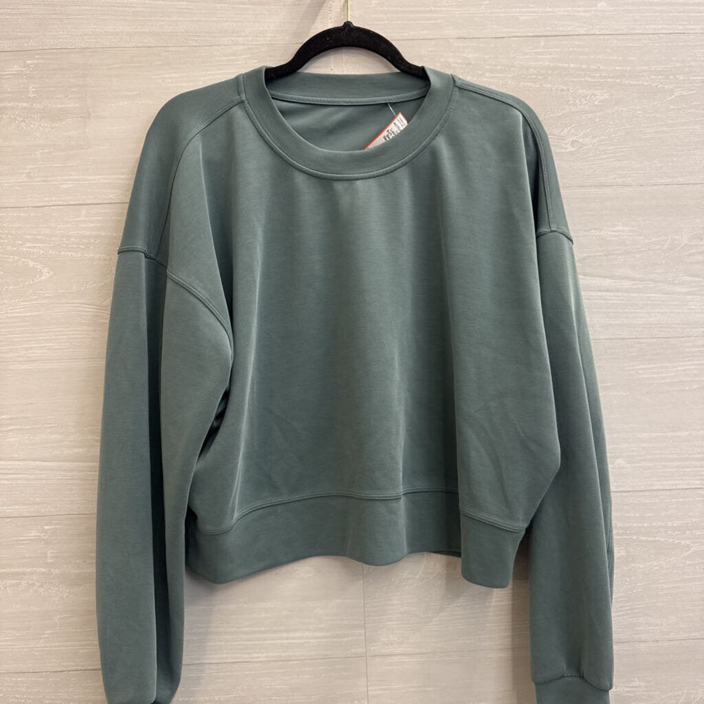 Lululemon Green Soft Cropped Long Sleeve Pullover Medium