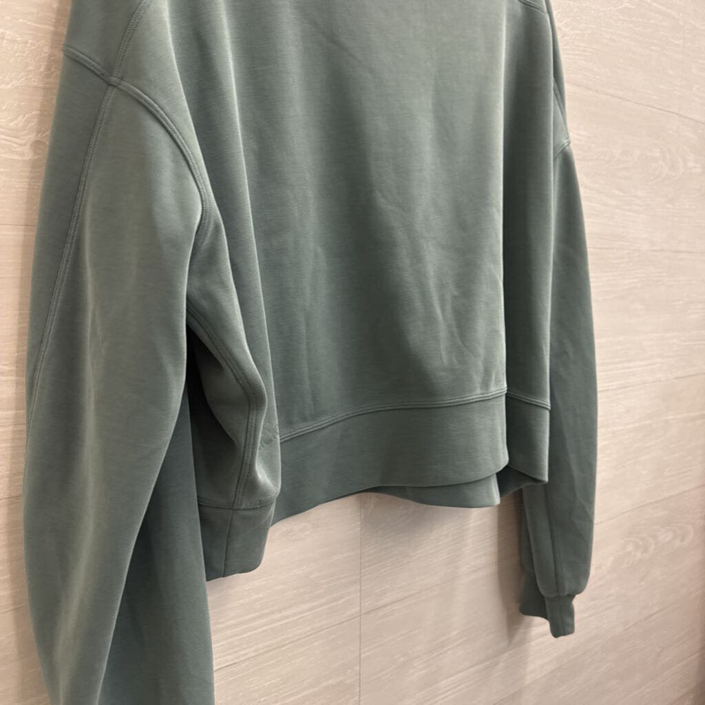 Lululemon Green Soft Cropped Long Sleeve Pullover Medium
