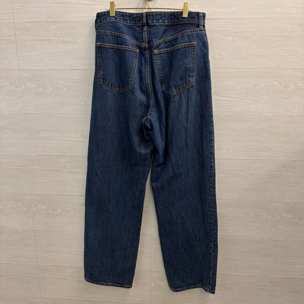 Abercrombie and Fitch Dark Wash The Loose High Rise Jeans 31