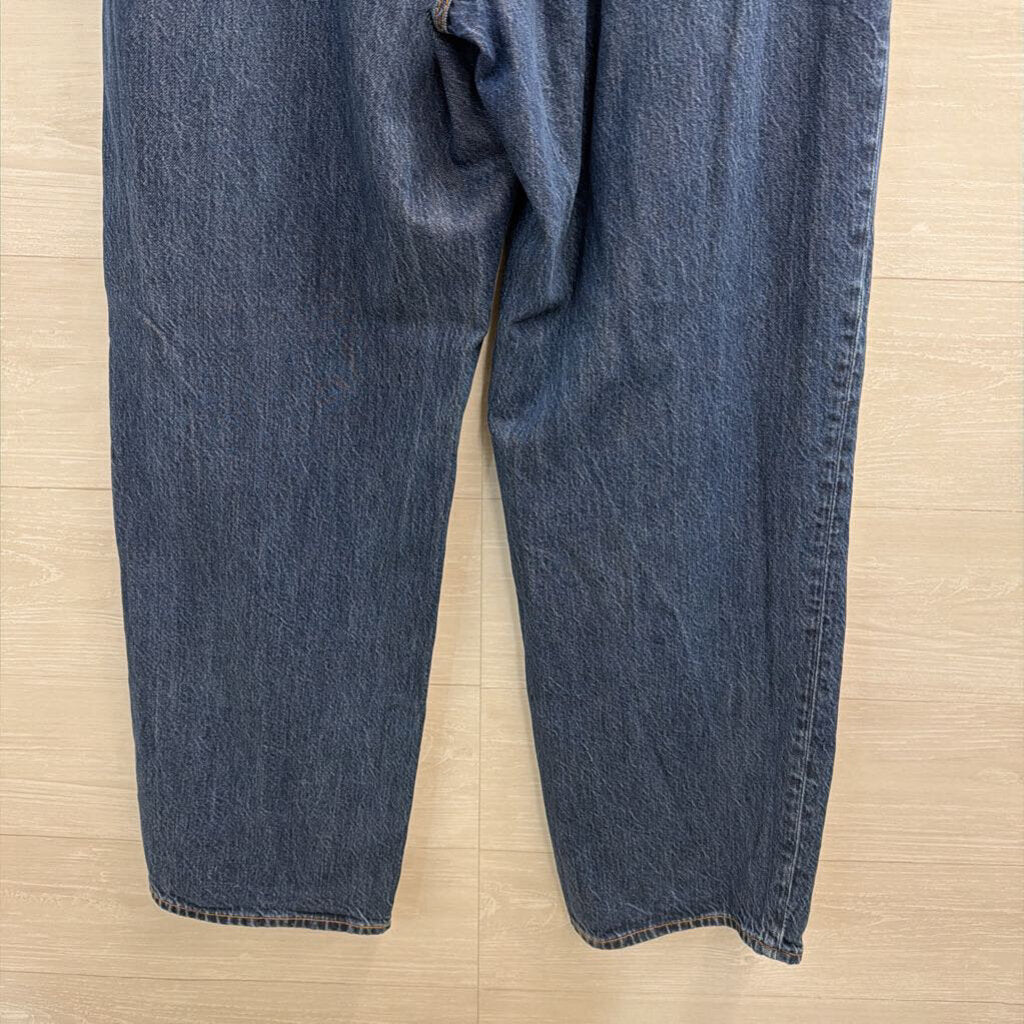 Abercrombie and Fitch Dark Wash The Loose High Rise Jeans 31