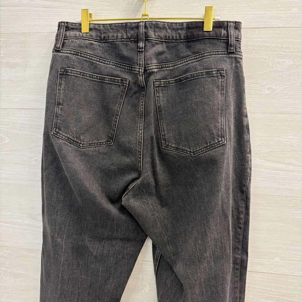 Abercrombie and Fitch Black The Mom High Rise Jeans 31