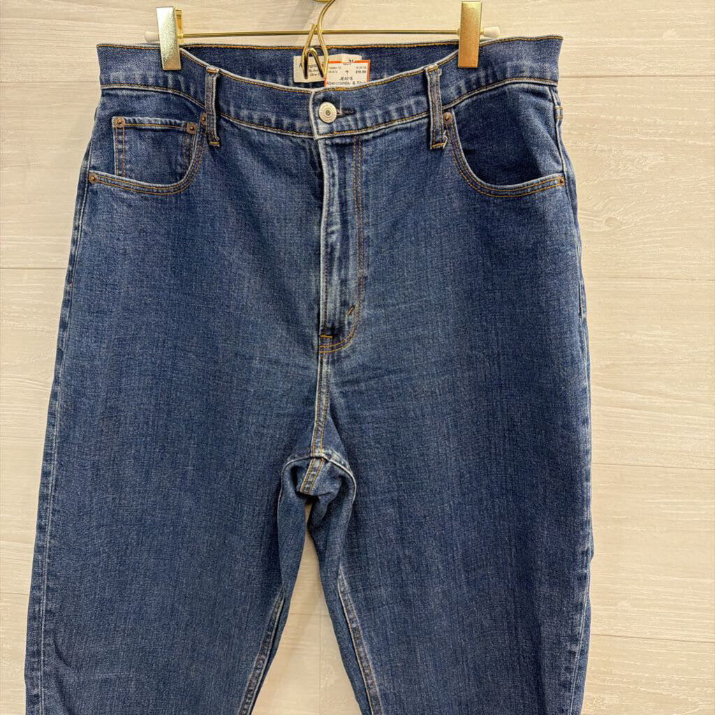 Abercrombie and Fitch Dark Wash The Ankle Straight Ultra High Rise Jeans 31XL