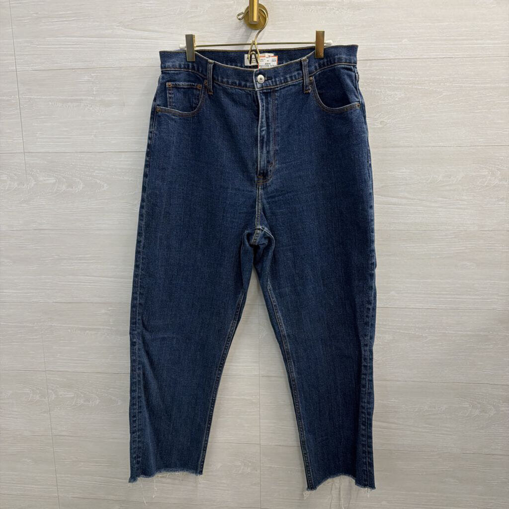 Abercrombie and Fitch Dark Wash The Ankle Straight Ultra High Rise Jeans 31XL