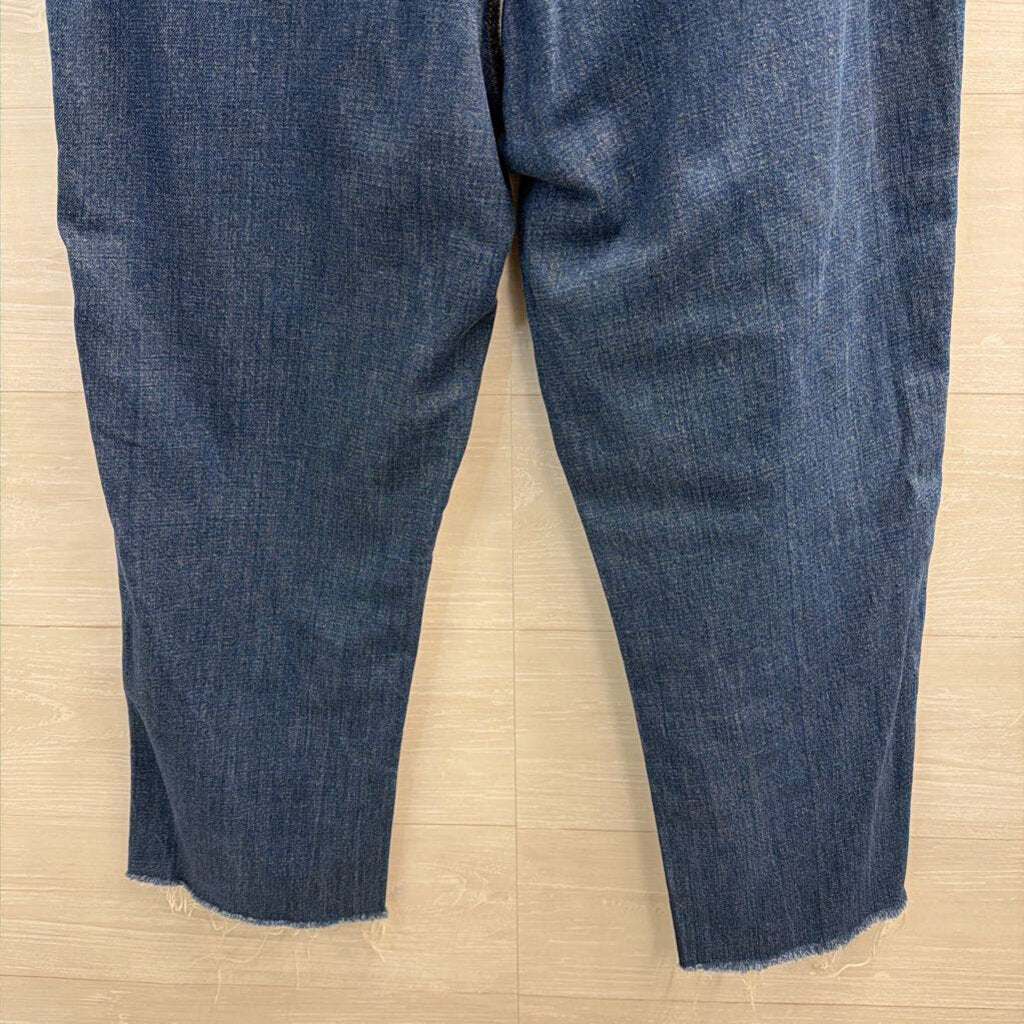 Abercrombie and Fitch Dark Wash The Ankle Straight Ultra High Rise Jeans 31XL