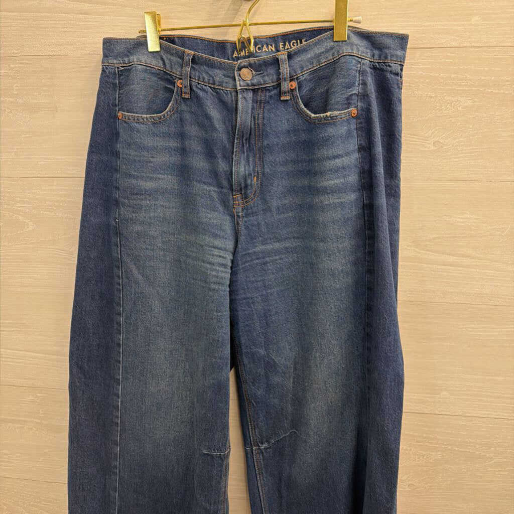 American Eagle Dark Wash Dreamy Drape Barrel Jeans 8 Short