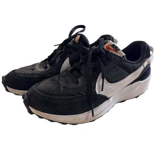 Nike Black/ White Waffle Debut Sneakers 8
