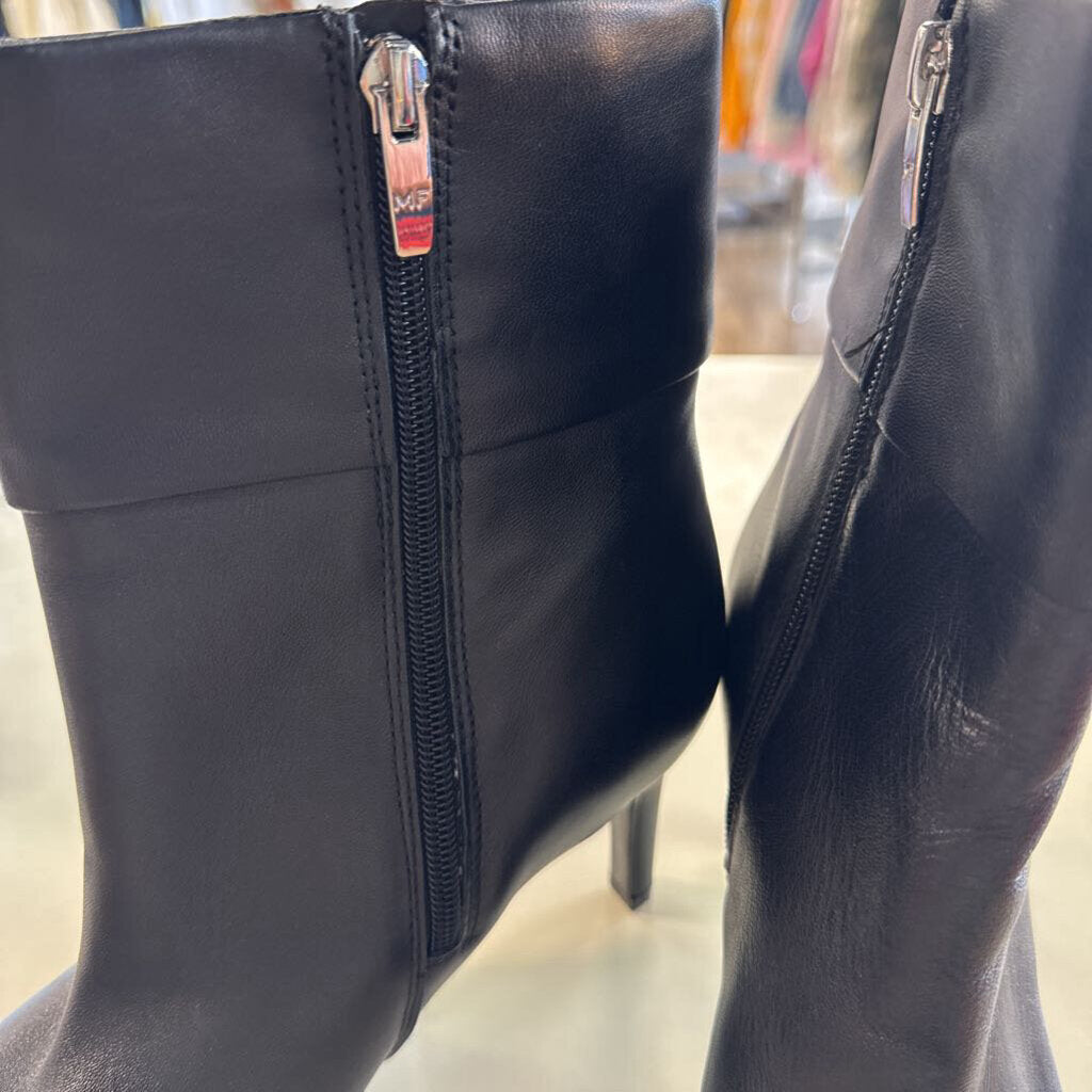 Marc Fisher Black Leather Heeled Point Toe Ankle Boots 8
