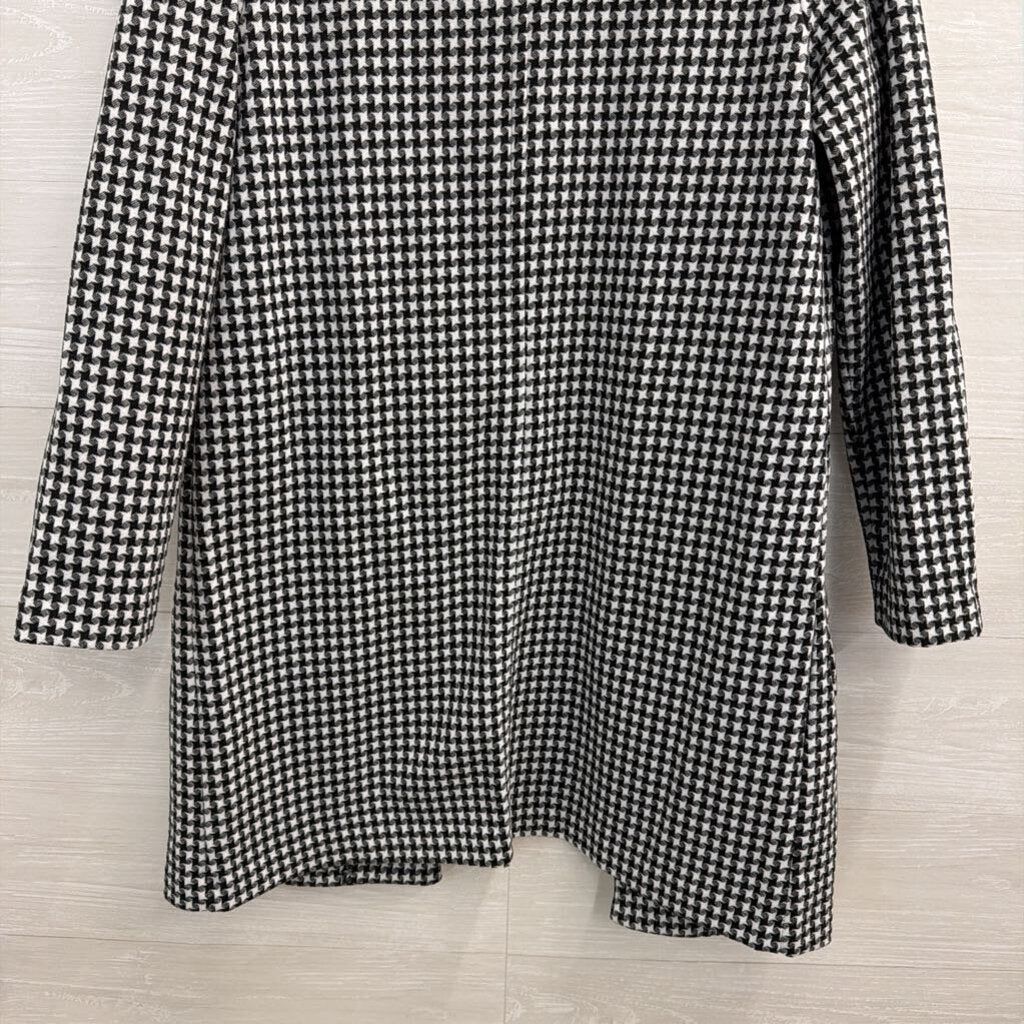 Shinestar Black/ White Houndstooth Open Front Jacket Small