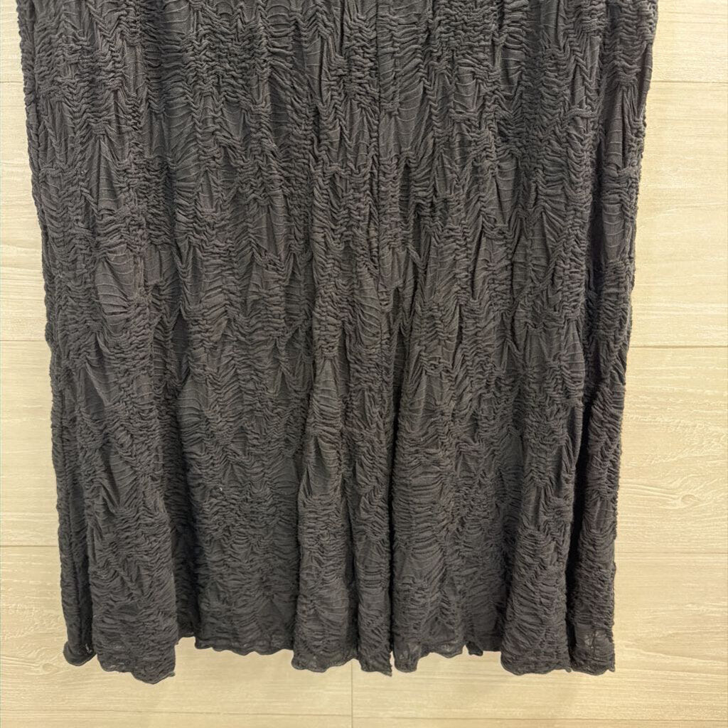 Sno Skins Black Textured Midi Skirt Large