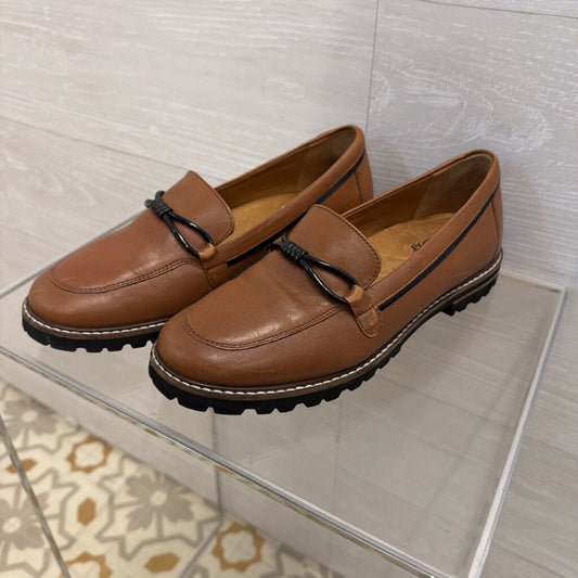 Trotters Brown Leather Loafers 8