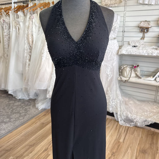 De Laru Black Beaded Detail Halter Neck Long Formal Dress 3/4