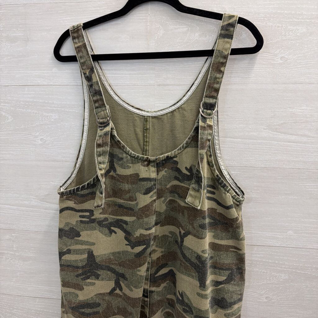 Easel Green Camo Denim Wide Leg Overalls Small