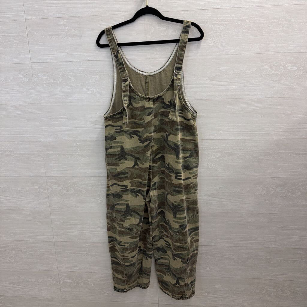 Easel Green Camo Denim Wide Leg Overalls Small
