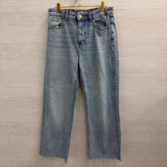 Zara Light Wash Wide Leg Jeans 6