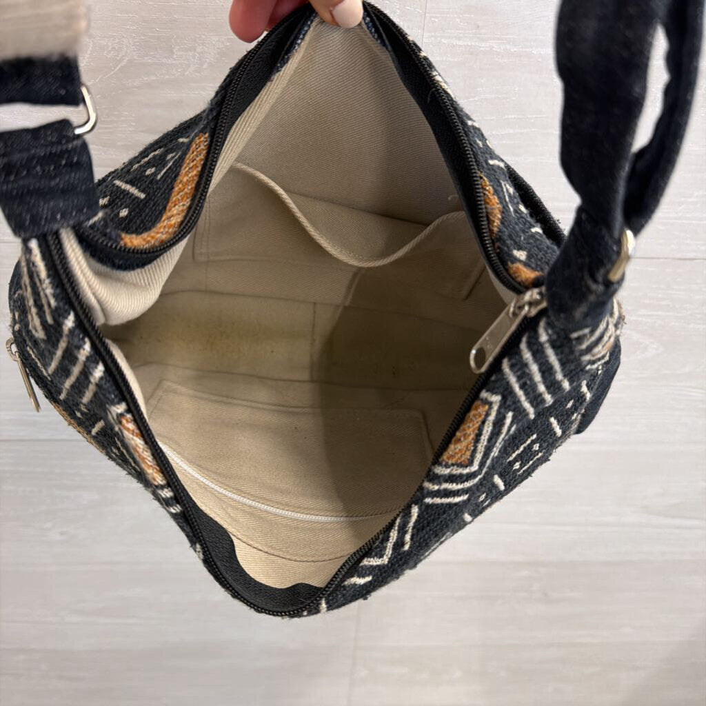 Black/ Beige Print Purse