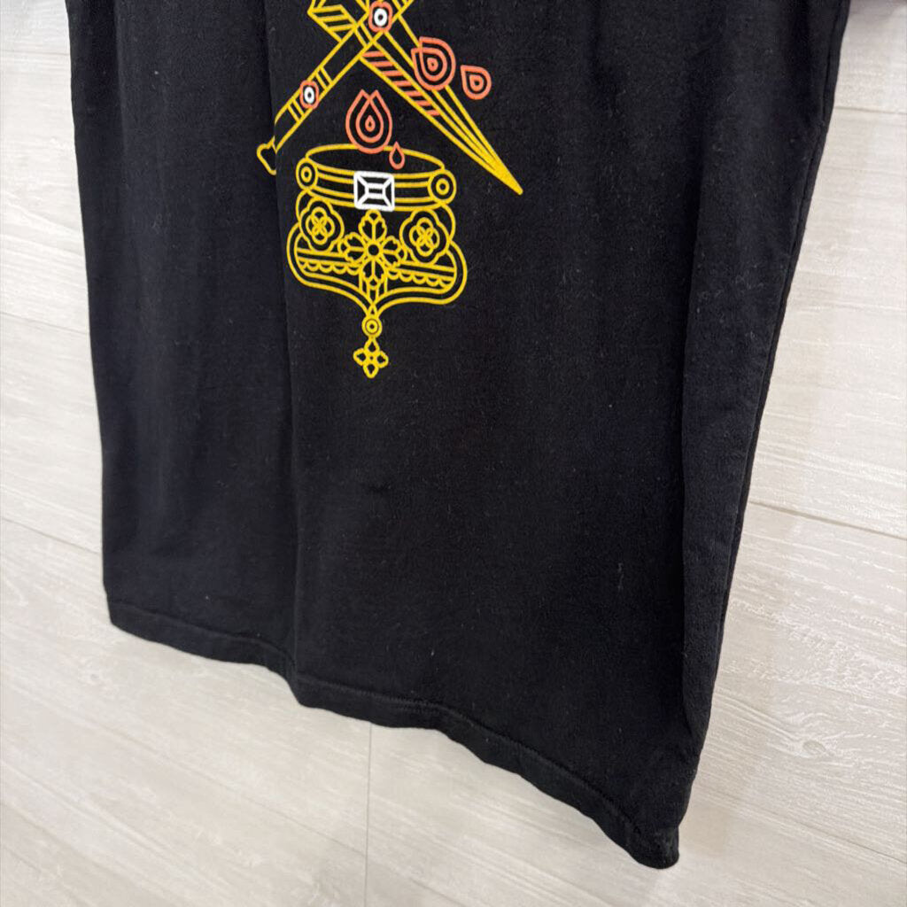 Black/ Multi Macbeth Short Sleeve Graphic Tee Small