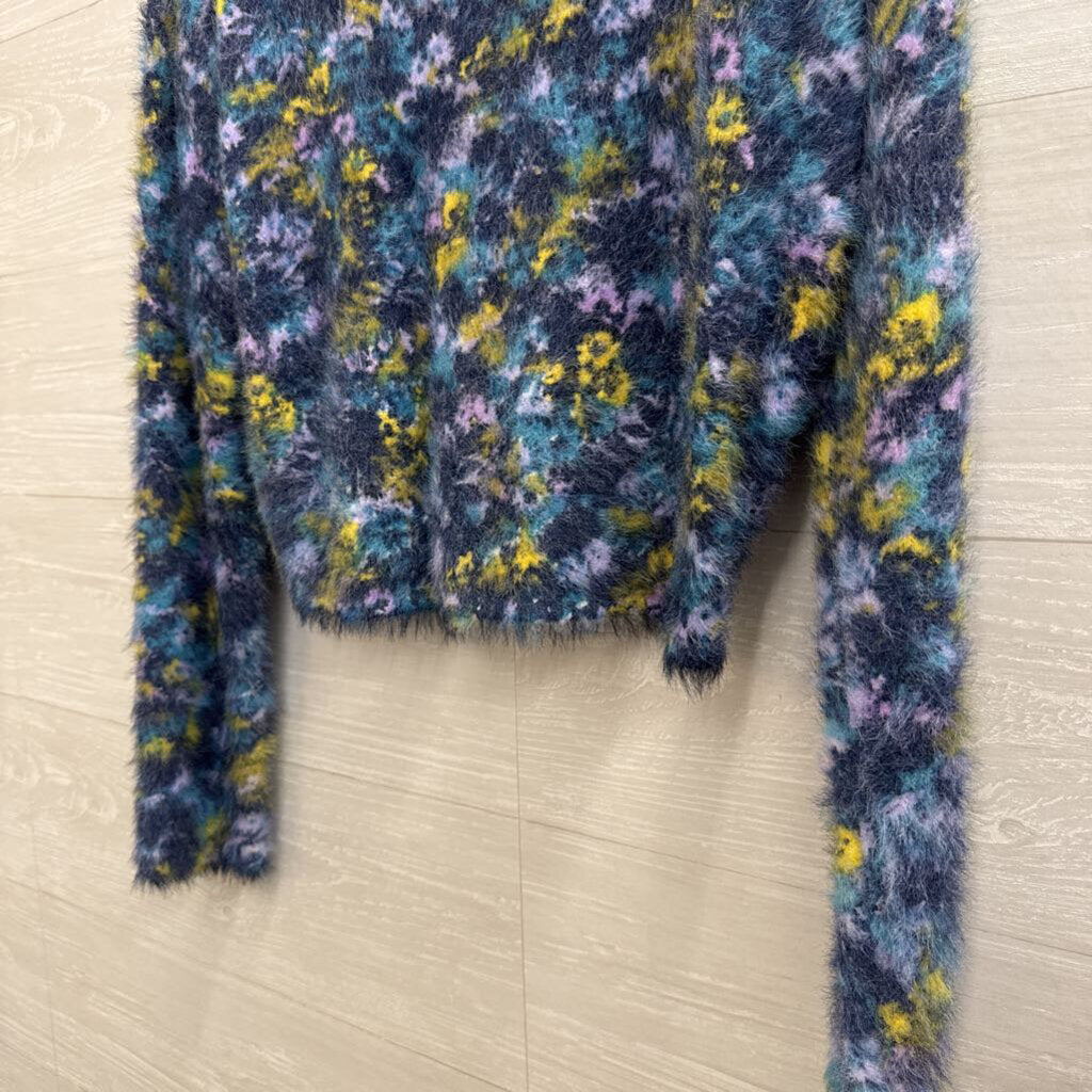 Navy/ Multi Soft Fuzzy Print Cropped Sweater Small