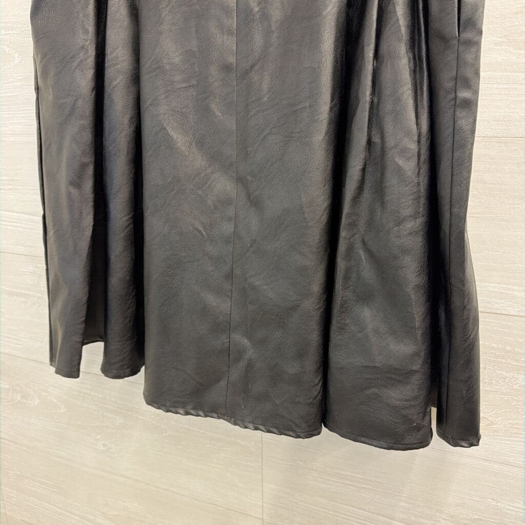 Black Faux Leather Pleated Belted Waist Skirt Extra Large