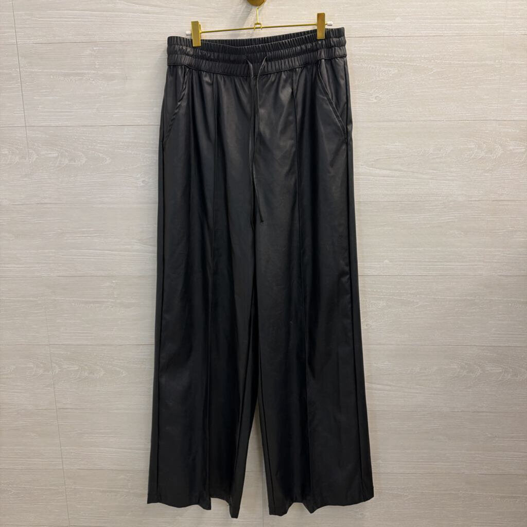 Who What Wear Black Faux Leather Wide Leg Pull On Pants Medium