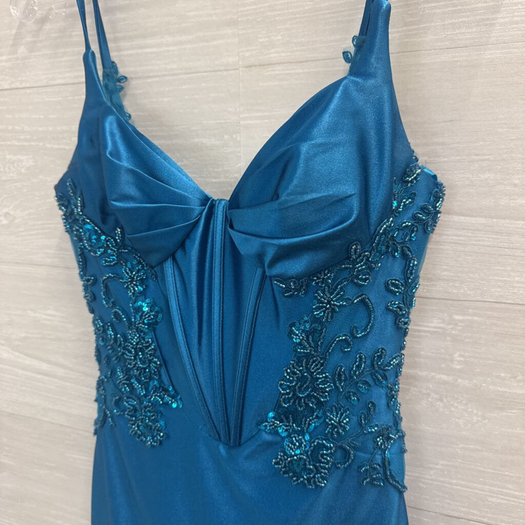 Nox Anabel Blue Silky Beaded Lace Short Formal Dress 2