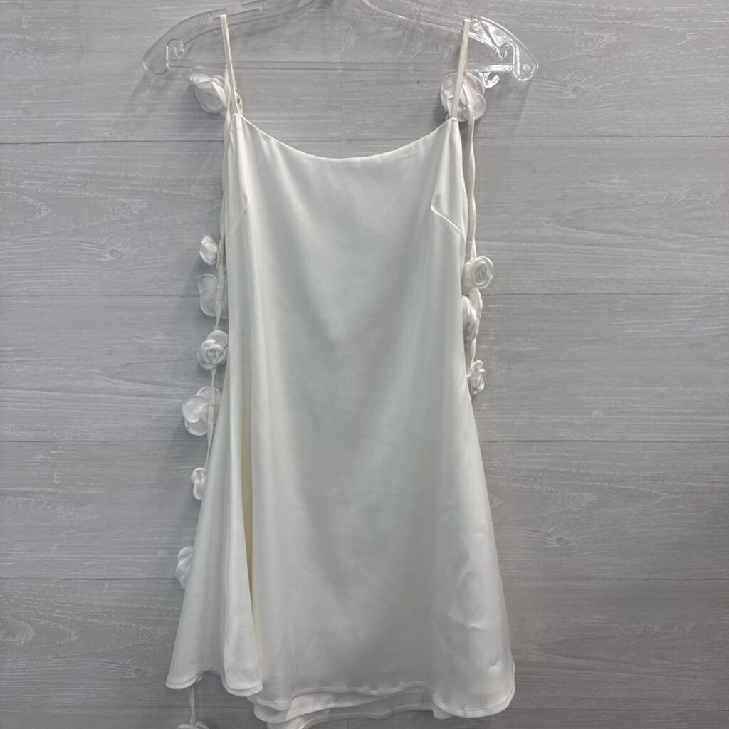 Lena White Silky Floral Tassel Strap Short Formal Dress Small