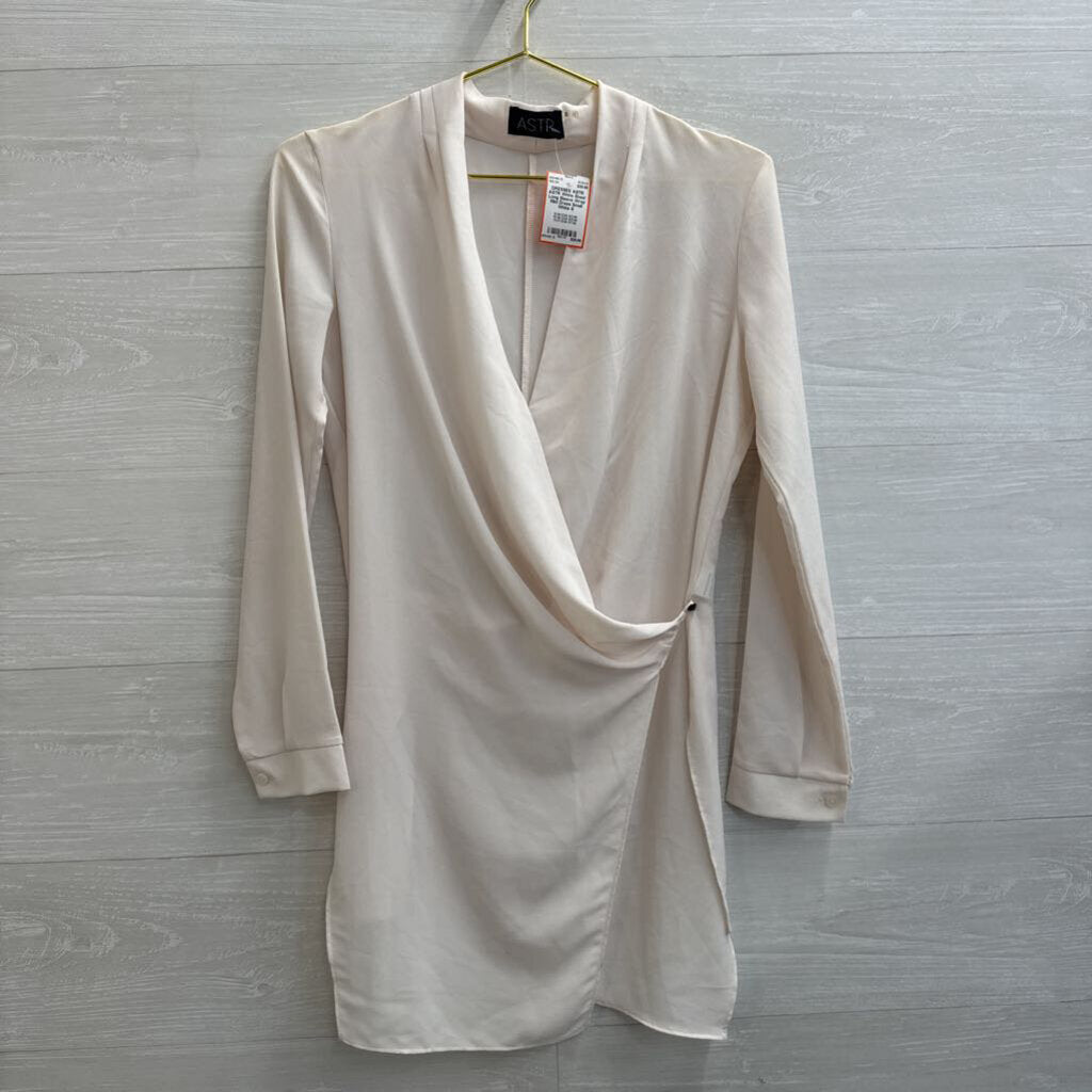 ASTR White Sheer Long Sleeve Wrap Mini Dress Small