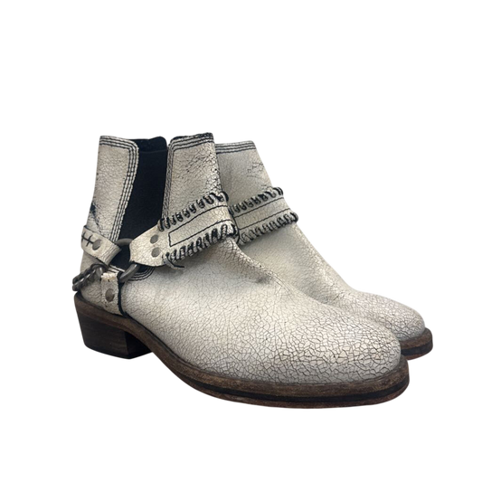 Free People Crackled White Stony Desert Ankle Boots 37