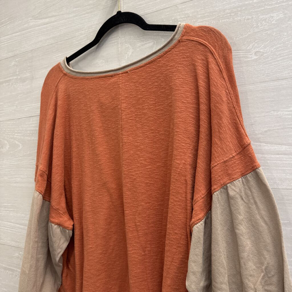 Umgee Orange/ Beige Long Sleeve Top Small