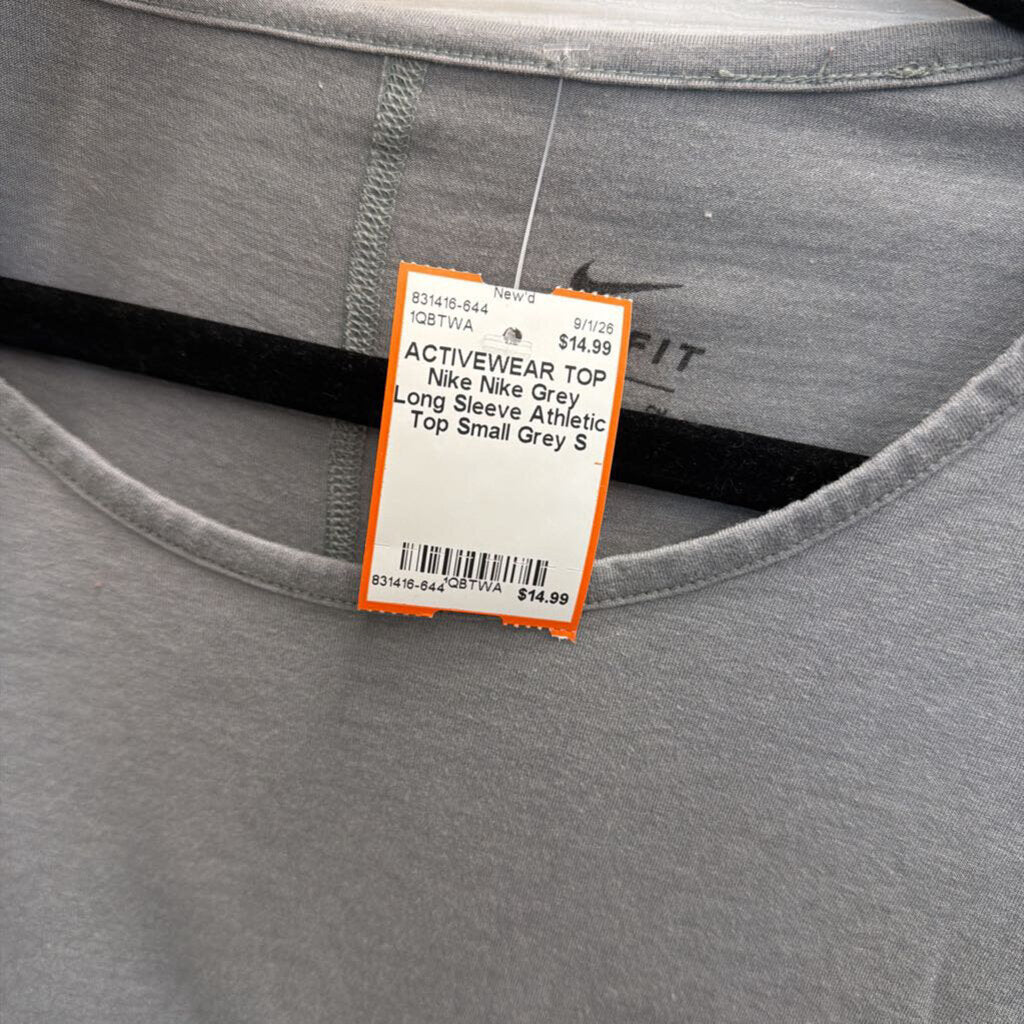 Nike Grey Long Sleeve Athletic Top Small
