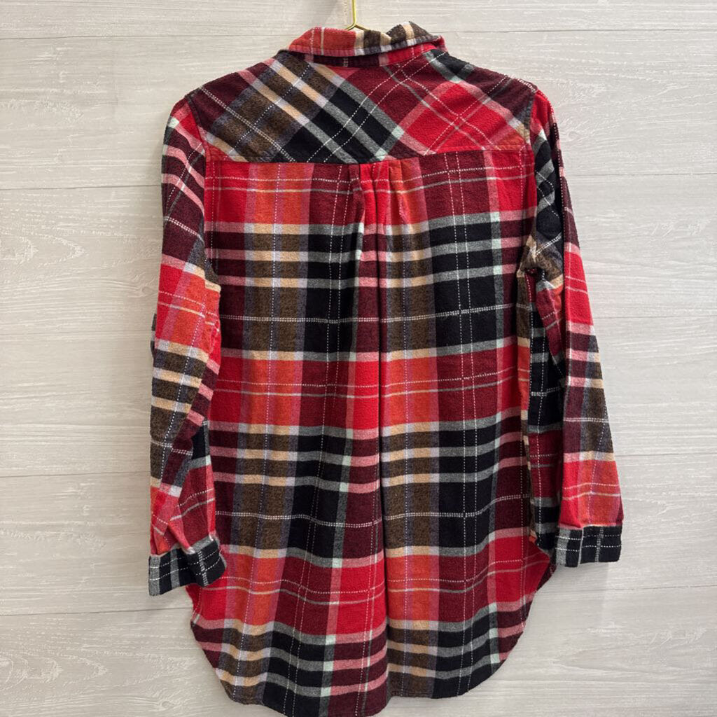 BDG Red/ Navy Plaid Long Sleeve Button Down Top Small