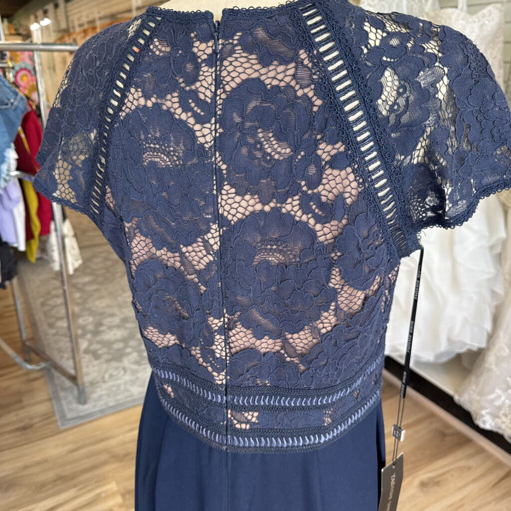 Tadashi Shoji Navy/ Beige Lace Short Sleeve Top Long Formal Dress 10