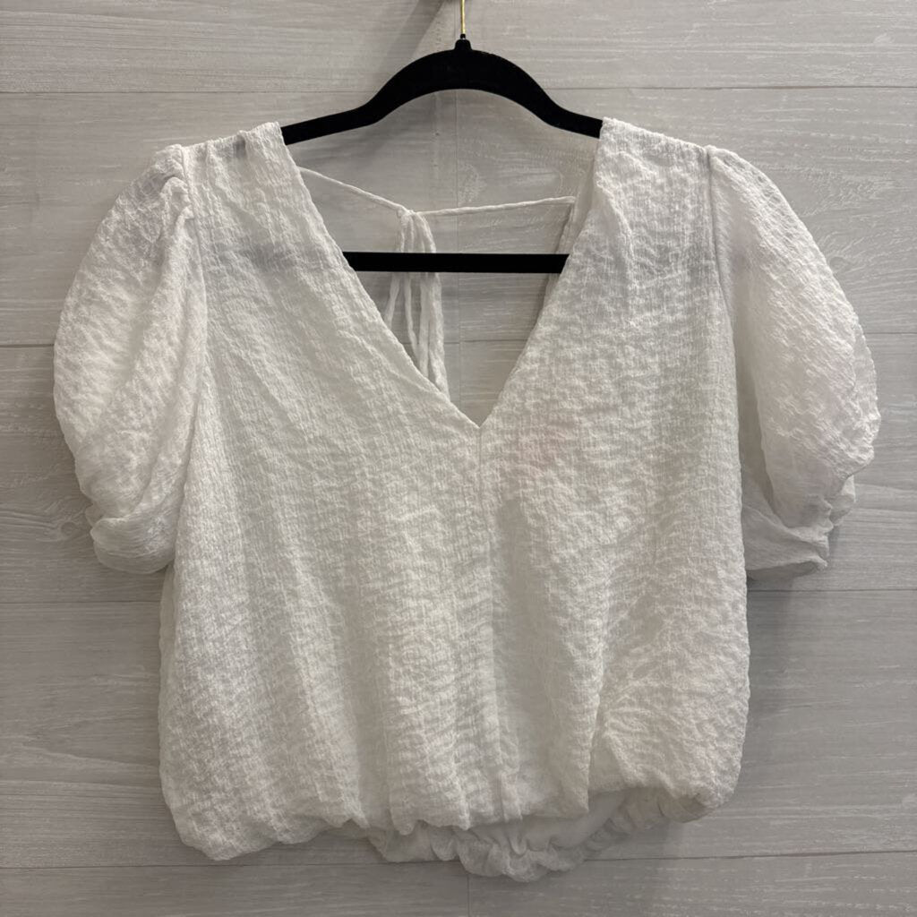 ASTR White Cropped Short Puff Sleeve Top Small