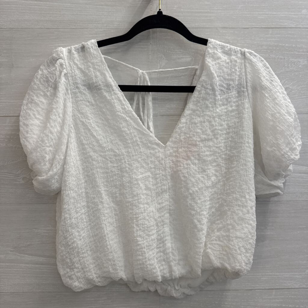 ASTR White Cropped Short Puff Sleeve Top Small