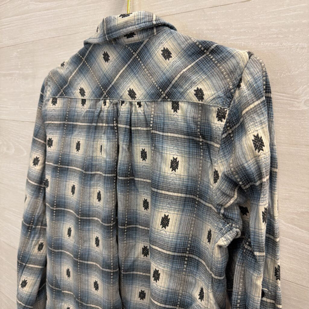 Dylan Blue/ White Plaid Print Long Sleeve Button Down Top Small