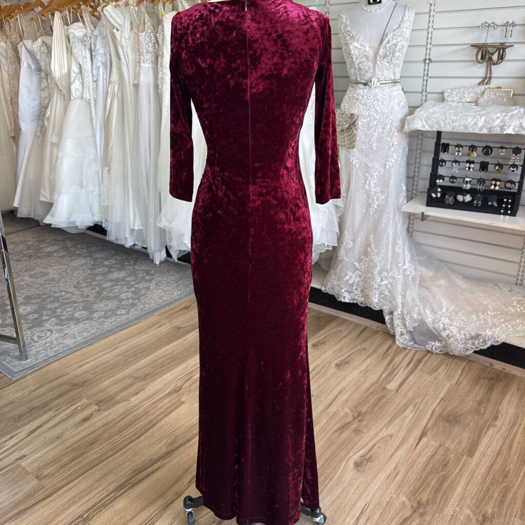 Adrianna Papell Burgundy Crushed Velvet Long Sleeve Long Formal Dress 0
