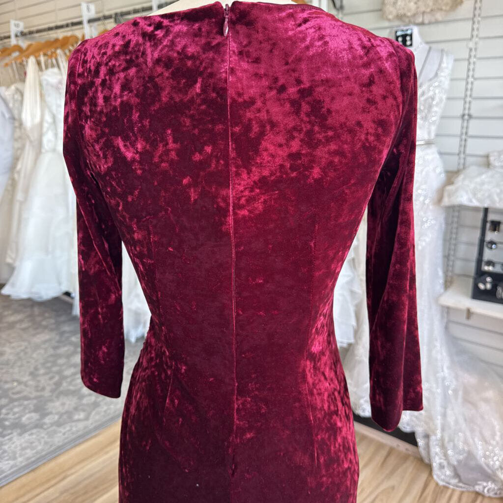 Adrianna Papell Burgundy Crushed Velvet Long Sleeve Long Formal Dress 0