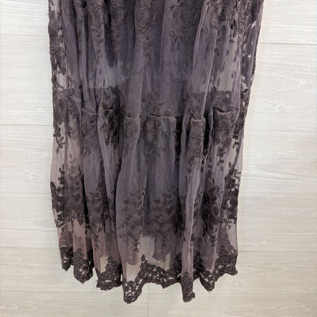 Listicle Grey Embroidered Unlined Tulle Maxi Skirt Small