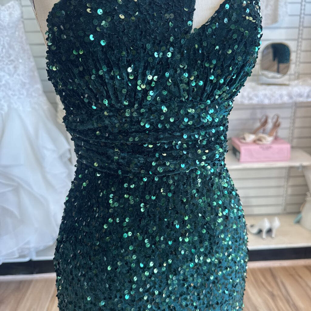 Hello Molly Green Sequin Short Formal Dress 4