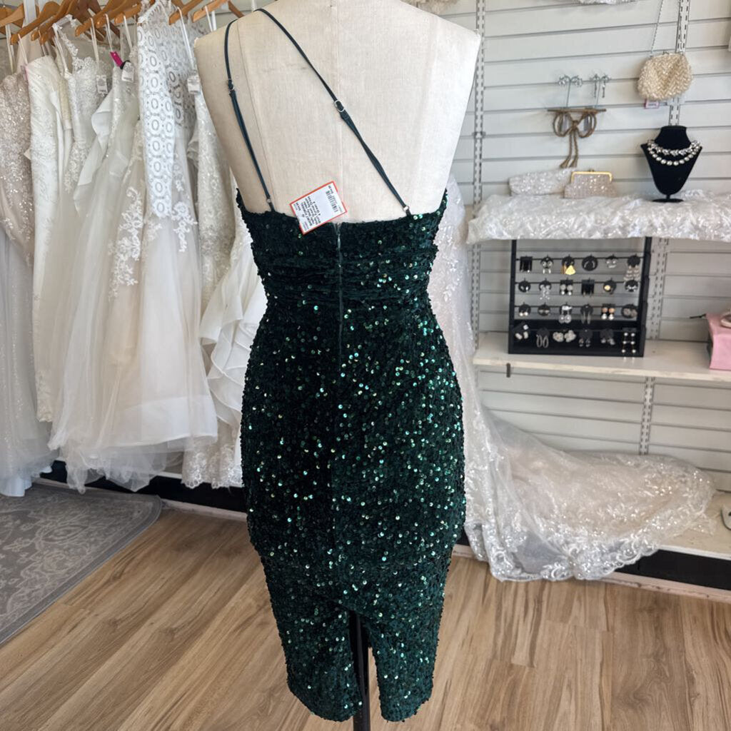 Hello Molly Green Sequin Short Formal Dress 4