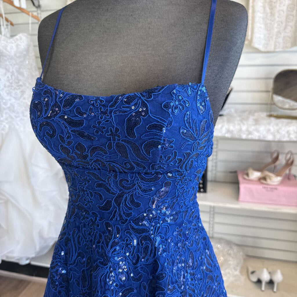Emerald Sundae Blue Sequin Lace Short Formal Dress Extra Small