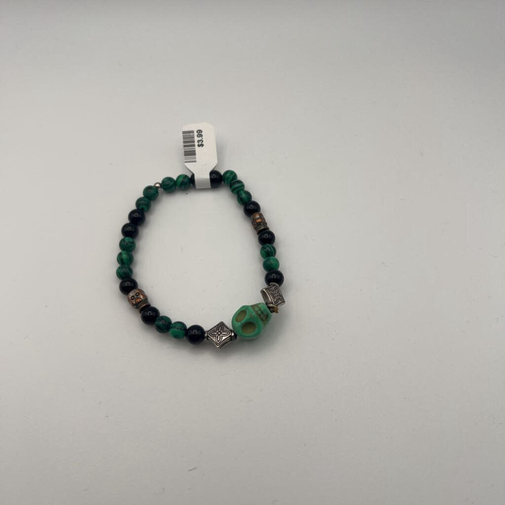 Green/ Black Skull Beaded Stretchy Bracelet