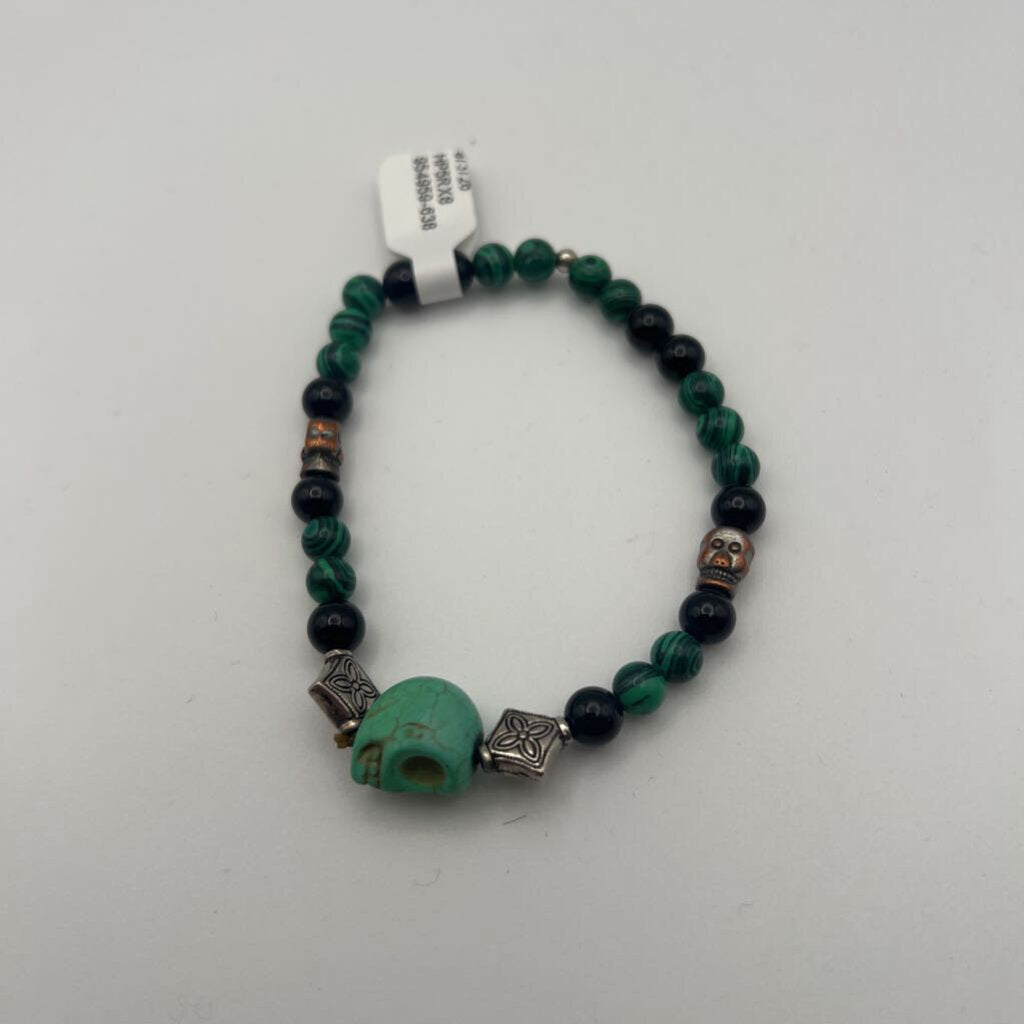 Green/ Black Skull Beaded Stretchy Bracelet