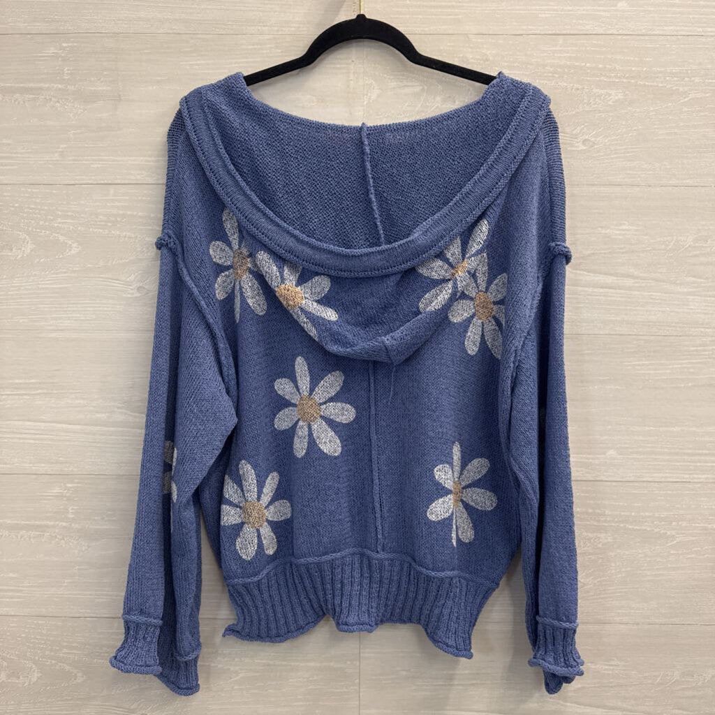 POL Blue/ White Knit Flower Print Long Sleeve Hooded Top Medium