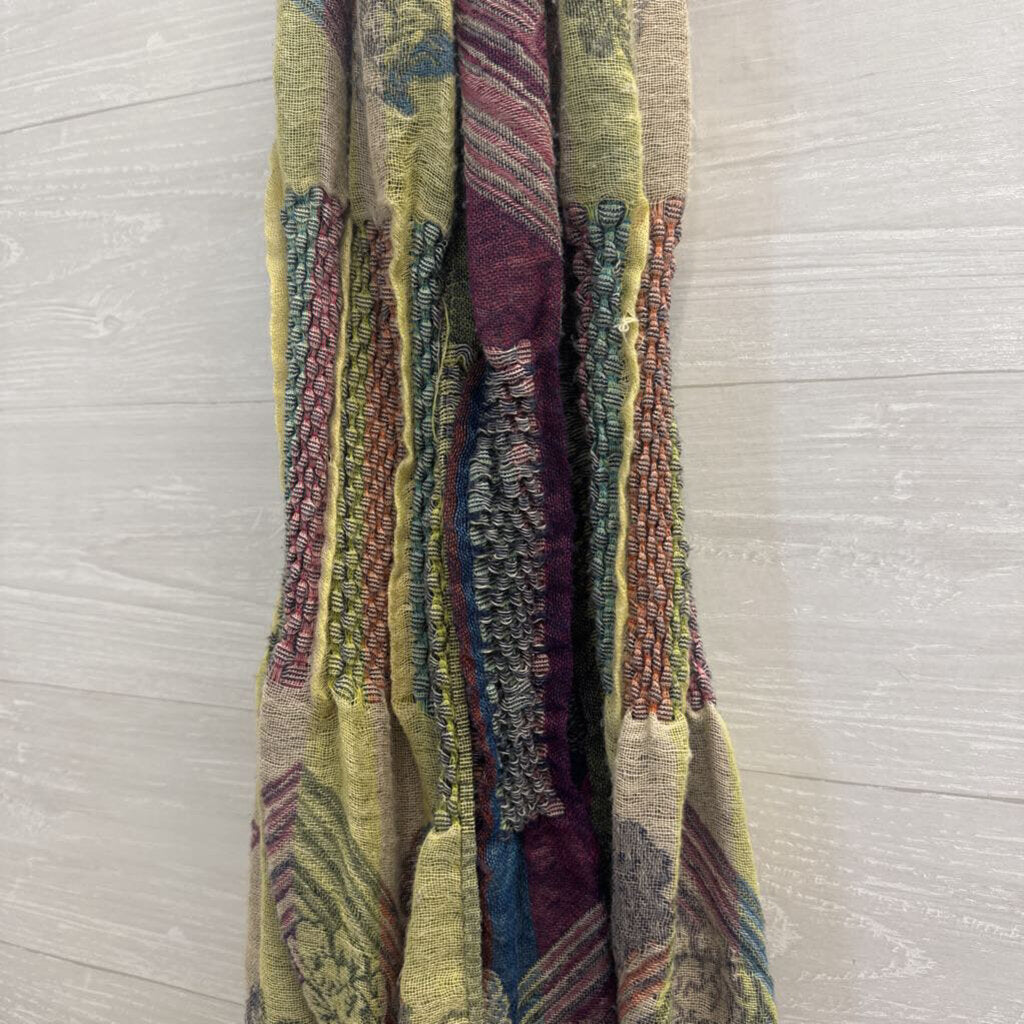 Green/ Purple Print Textured Scarf