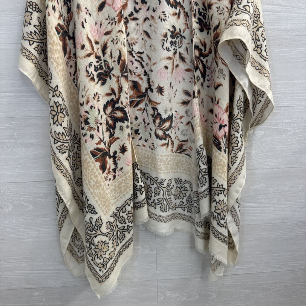 Nine West White/ Multi Print Kimono Top One Size