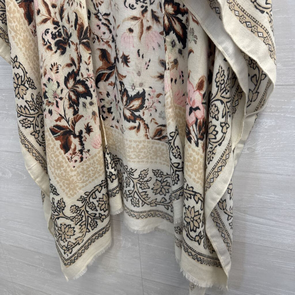 Nine West White/ Multi Print Kimono Top One Size