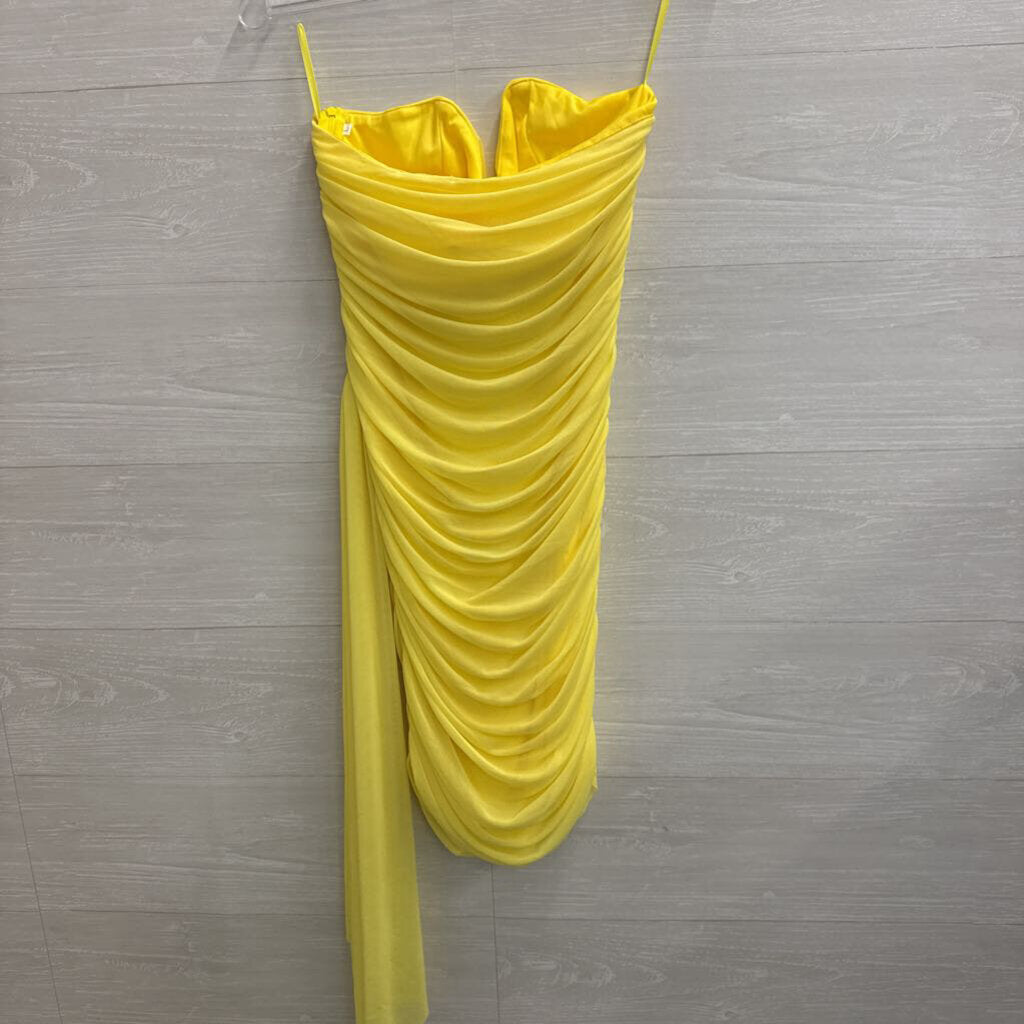 Yellow Ruched Strapless Short Formal Dress Large