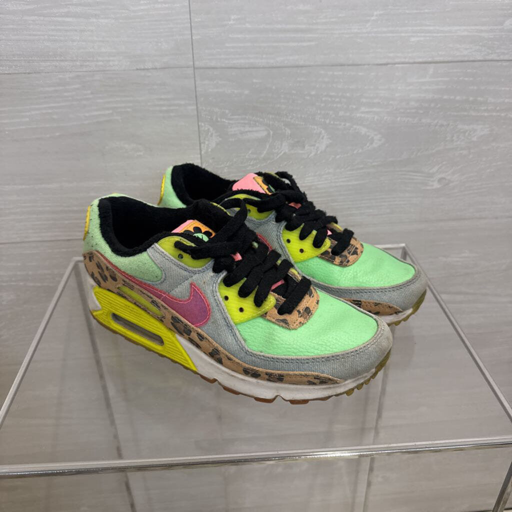 Nike Air Max 90 LX Illusion Green Sneakers 7