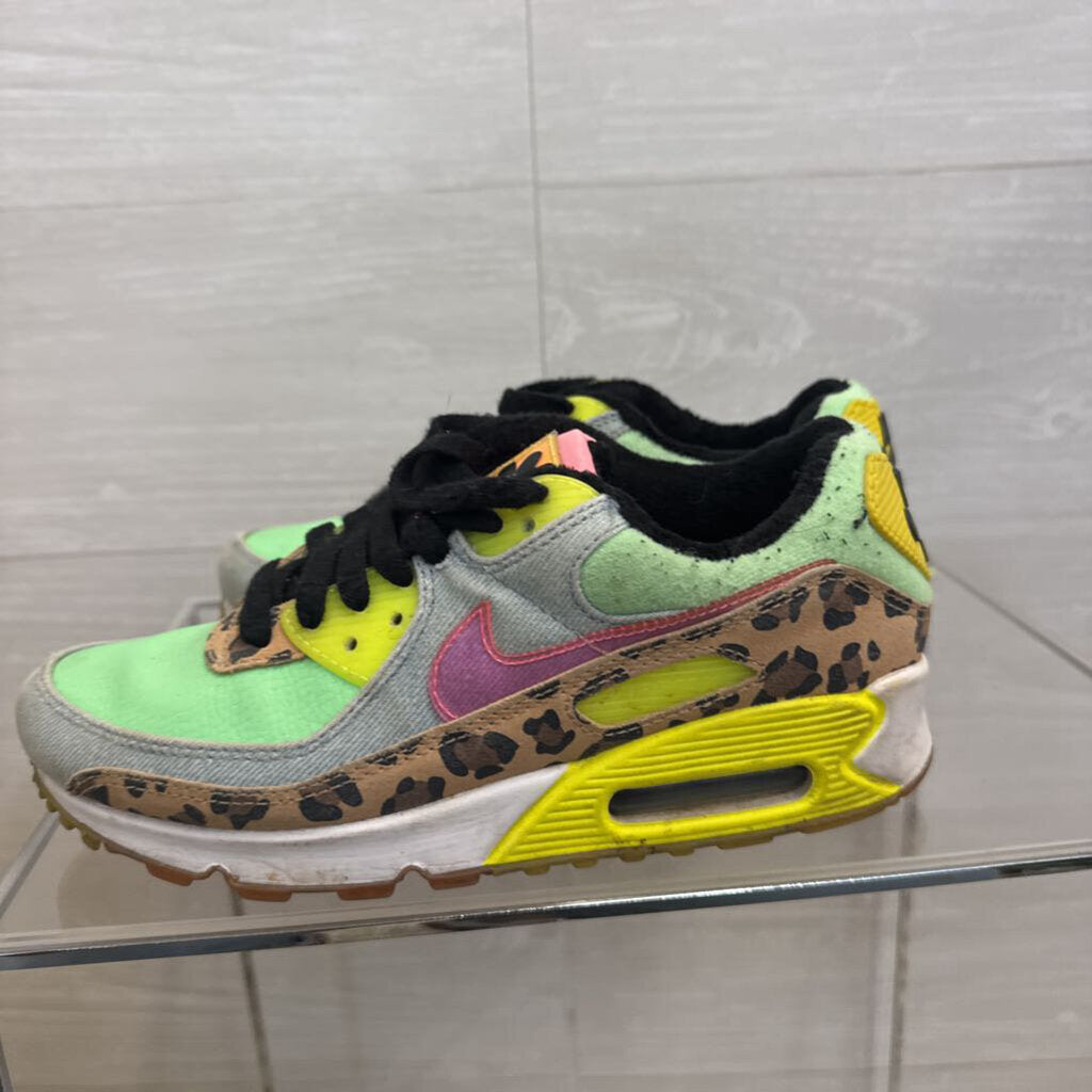 Nike Air Max 90 LX Illusion Green Sneakers 7